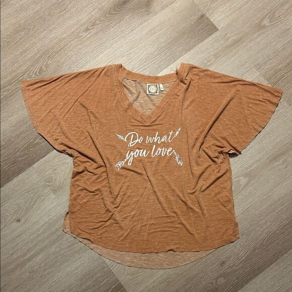 TruSelf Dolman Sleeve Lightweight V Neck Women's Graphic Top - Picture 2 of 7